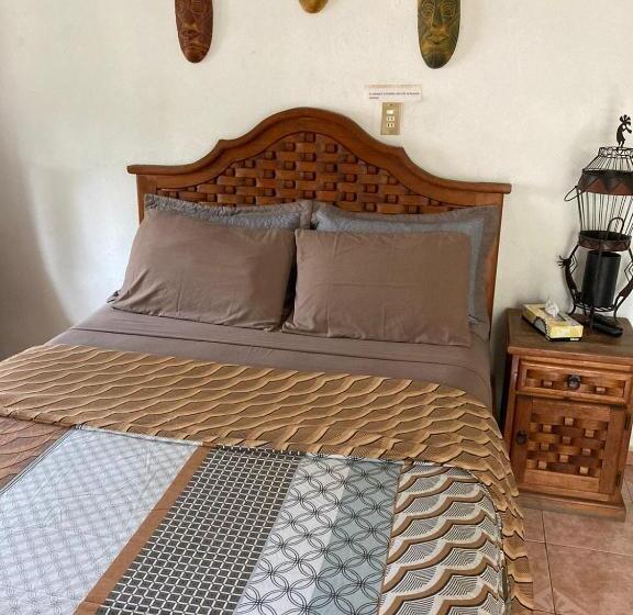 バス共有のスタンダードルーム, Hostal Casa Blanca