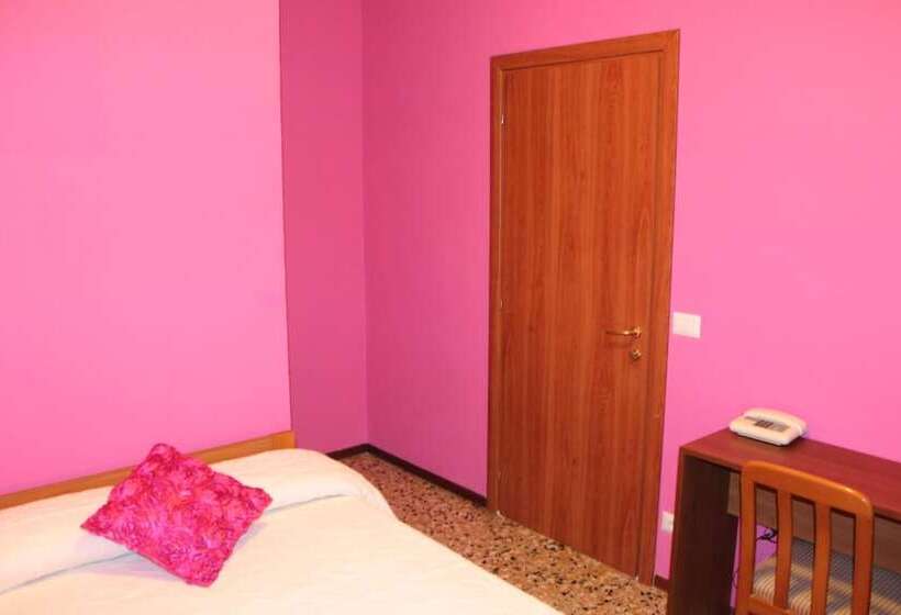 Номер Стандарт Индивидуальный, Albergo Paradiso