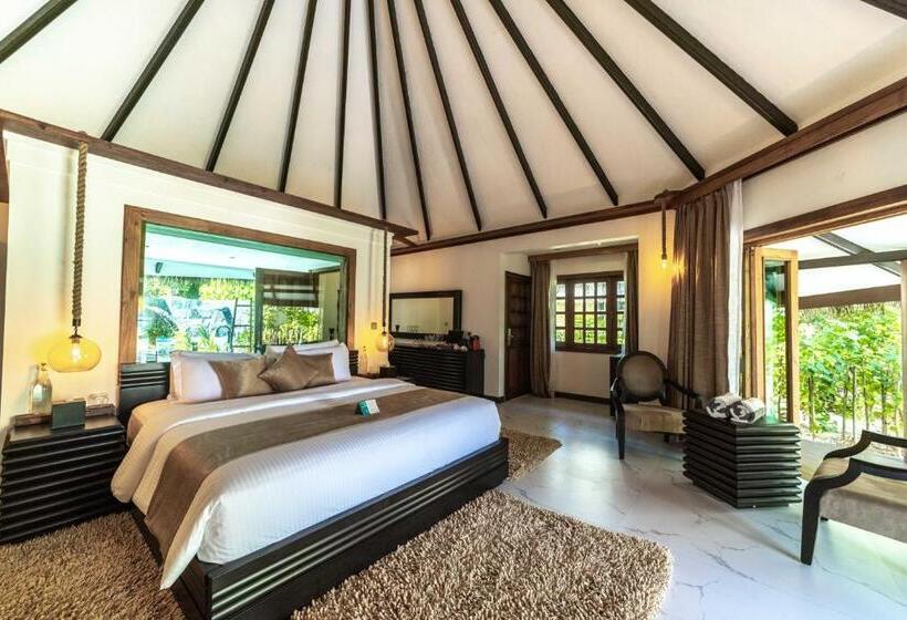 سوئیت سلطنتی 3 خوابه, Kihaa Maldives