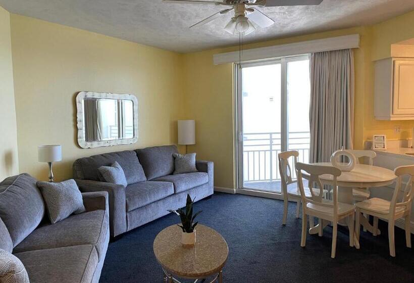 Family Suite, Beachfront Bliss At Ocean Walk Resort   Unit 1701