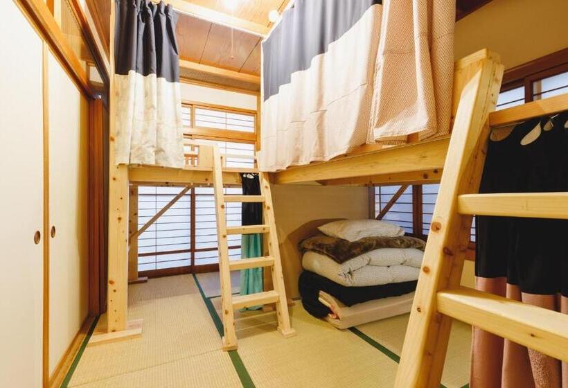 Дом 1 Спальня, Couch Potato Hostel   Vacation Stay 28455v