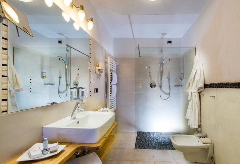 Номер Комфорт, Abinea Dolomiti Romantic Spa