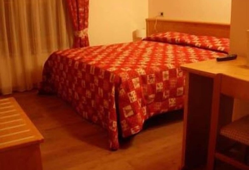 Номер Стандарт, Albergo Punta Zerbion