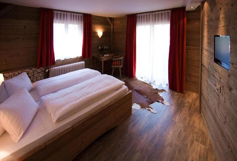 Номер Superior, Arosa Vetter