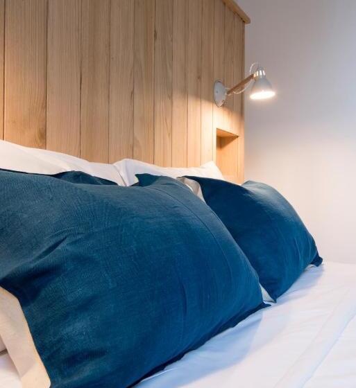 Семейный Номер, Auberge De La Commanderie