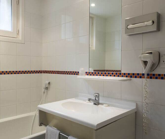 Номер Стандарт, Auberge De La Commanderie
