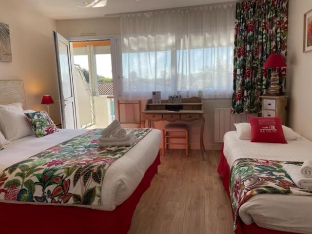 Номер Стандарт Трехместный, Hôtel Le Peu Breton