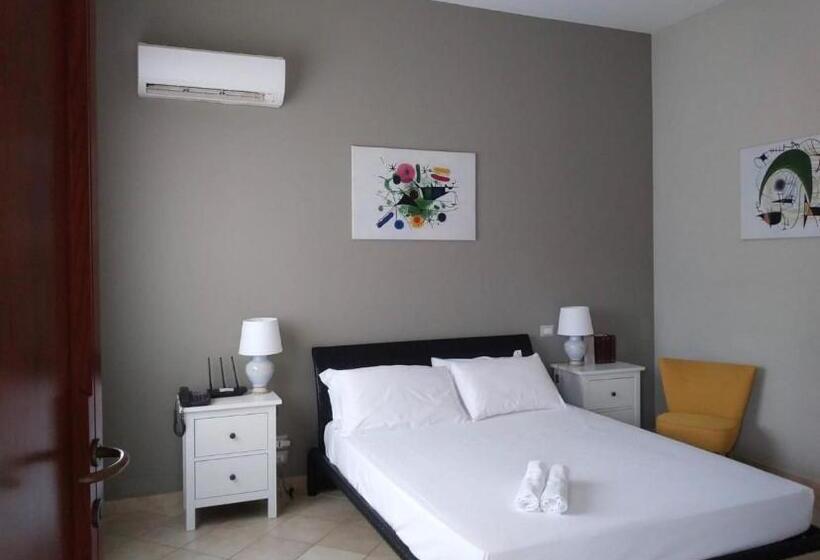 Номер Стандарт, Colonna Rooms & Apartment