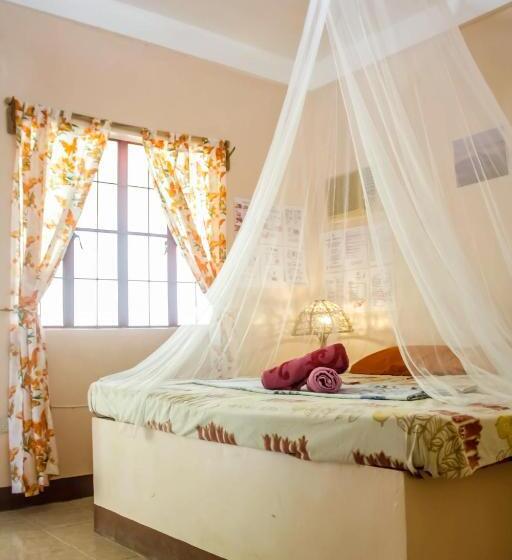 스탠다드 룸 킹사이즈 침대, Puerto Galera Hostel
