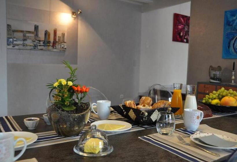 Номер Стандарт Вид на Бассейн, B&b Clos San Gianni