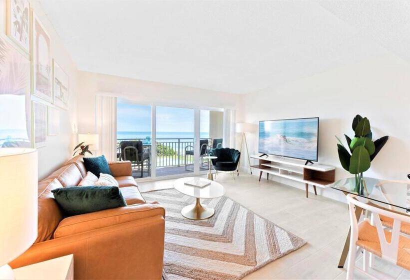Апартаменты Deluxe 2 Спальни, Paradise Beach Club   Ground Floor & Townhouses