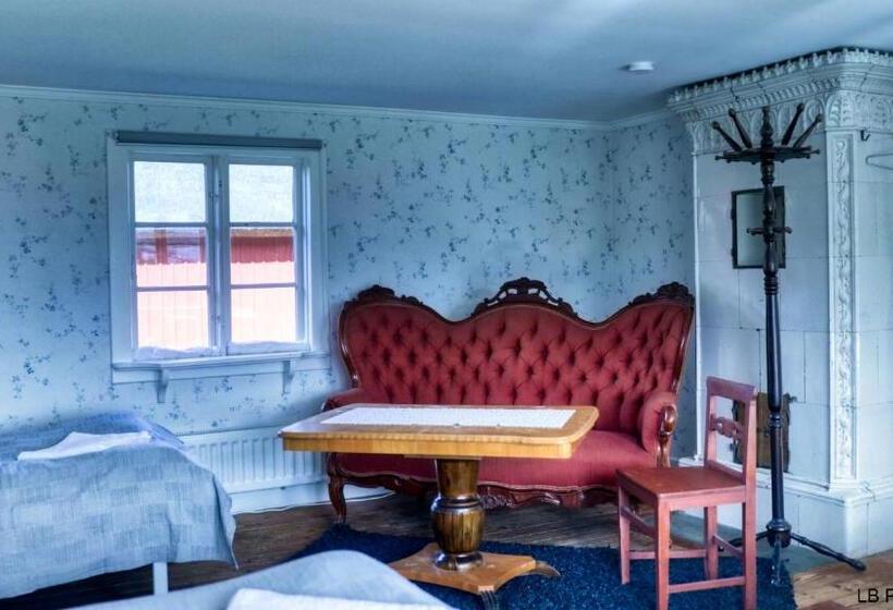 Номер Стандарт Четырехместный Совместный Санузел, Apelviksgården B&b