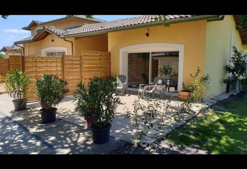 Четырехместный Номер Стандарт, La Villa Estella   Family Suite
