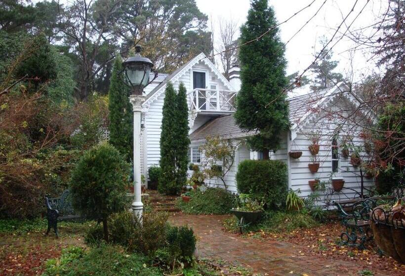 Хижина, Southdown Cottage