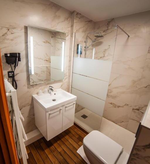 Номер Стандарт Трехместный, Cit Hotel B