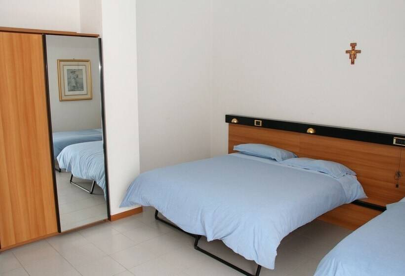 Номер Стандарт Трехместный, Albergo Sala