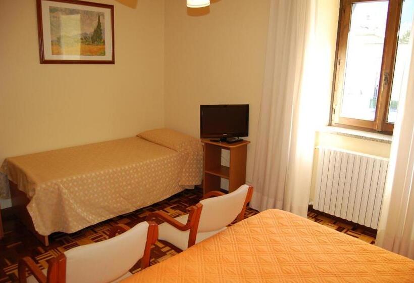 Четырехместный Номер Стандарт, Delle Alpi