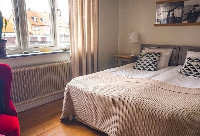 Номер Стандарт Вид на Город, Maritim Hotell & Krog