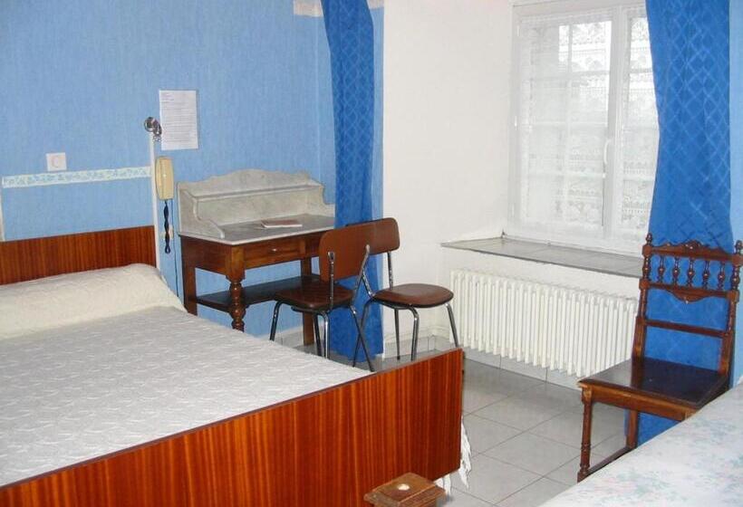 Номер Стандарт Трехместный, Auberge Du Meygal