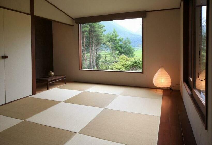 Четырехместный Номер Стандарт, Oita Kuoritei