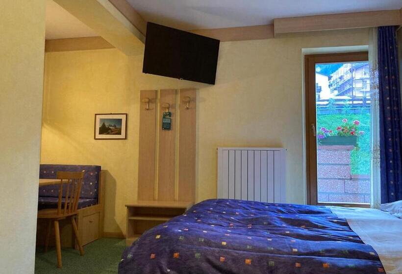 이코노미 트리플 룸, Berg Hotel Latemar Spitze