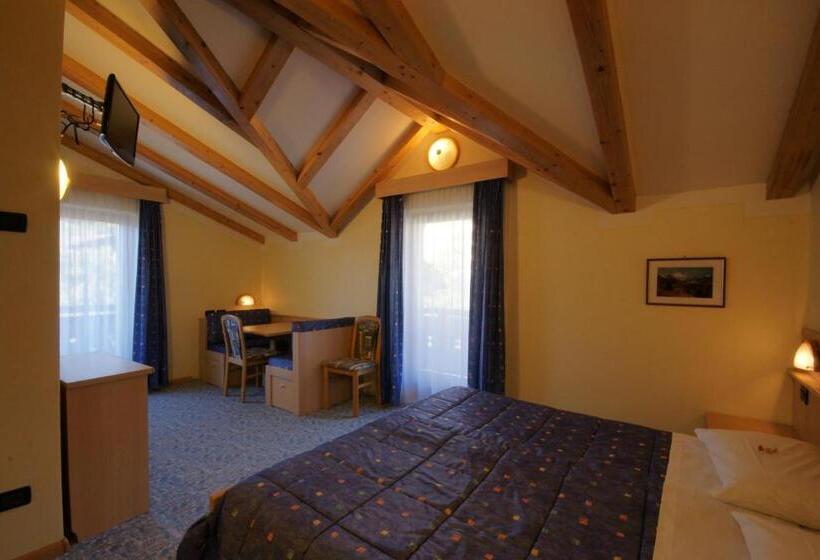 스탠다드 트리플 룸, Berg Hotel Latemar Spitze