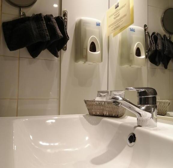 Номер Стандарт Трехместный, Boutique Hotel Butler