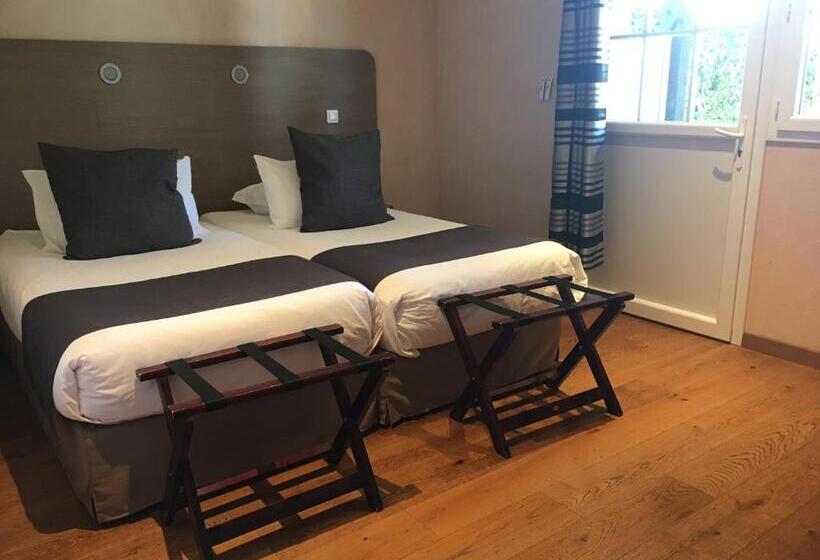 Номер Стандарт, La Bonbonniere   Sure Hotel Collection By Best Western