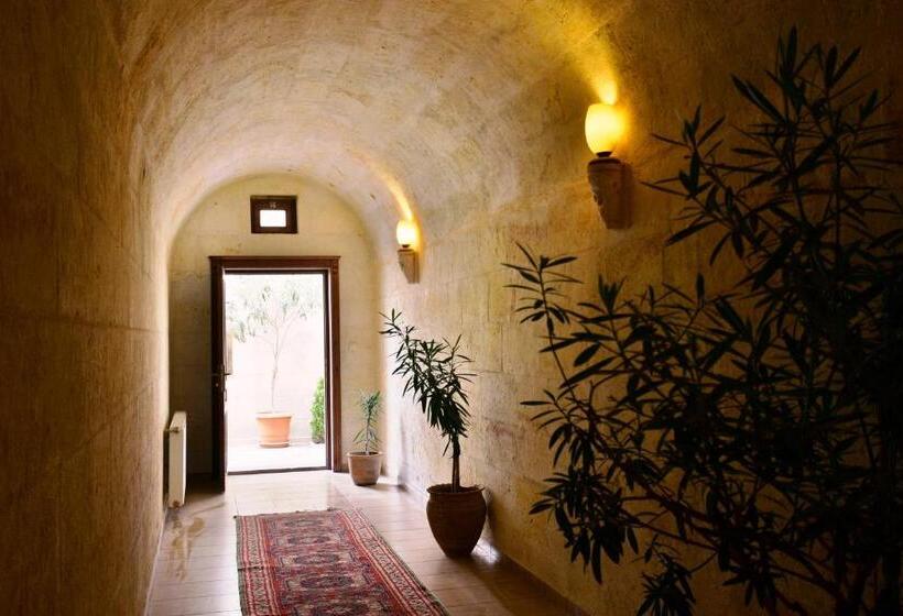 Номер Economy, Stone House Cave