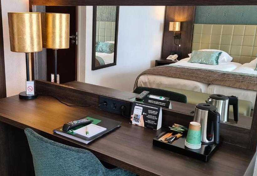 اتاق لوکس سه تخته, Landgoed Hotel Tatenhove Texel