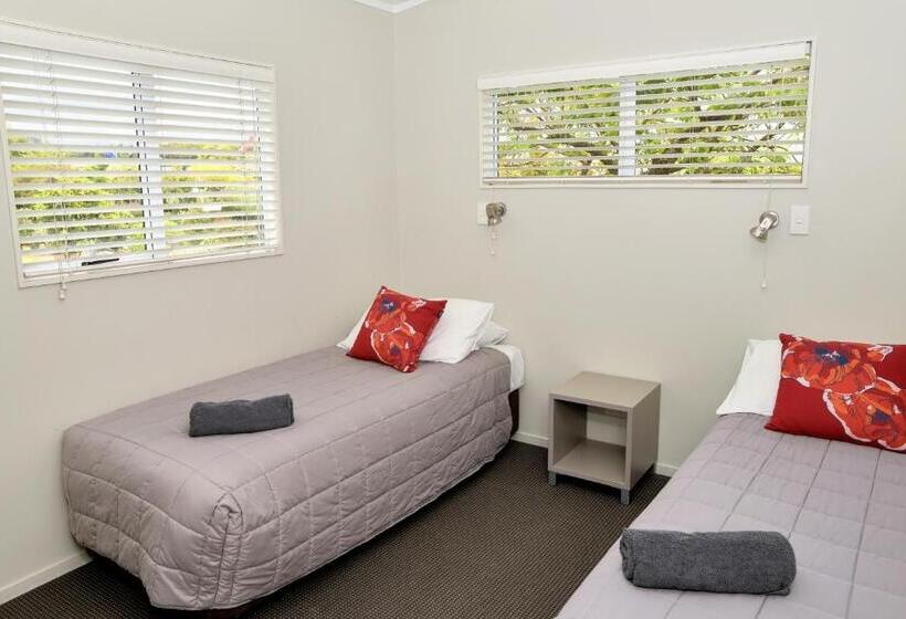 Шале 1 Спальня, Taupo Debretts Spa Resort