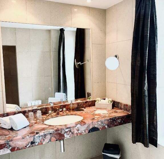Номер Стандарт Трехместный, Logis L Auberge   Maison Glenn Anna