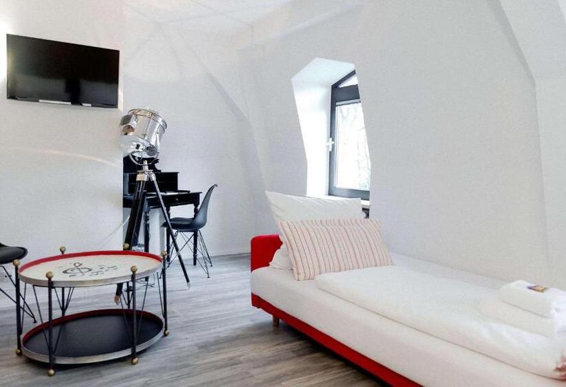 اتاق استاندارد سه نفره, Arthotel Ana Gold