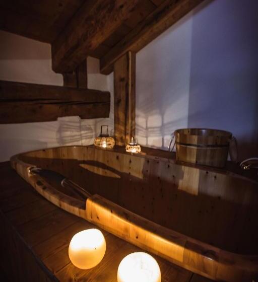 Люкс, Chalet Hotel Svizzero