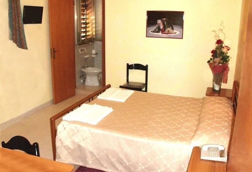اتاق استاندارد یک نفره, Ristorante Cordial