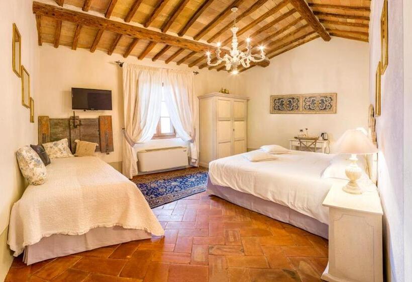 Quarto Triplo Standart, Agriturismo Il Segreto Di Pietrafitta