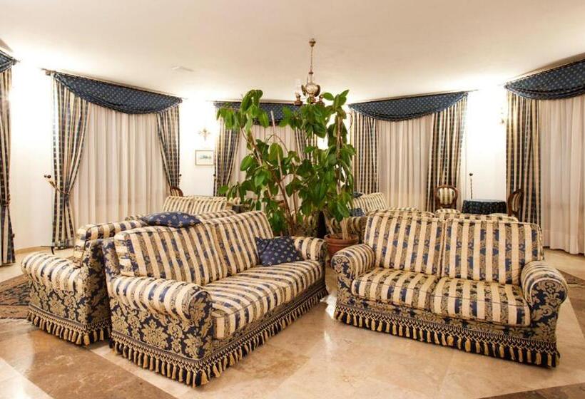 Люкс, Albergo La Lanterna