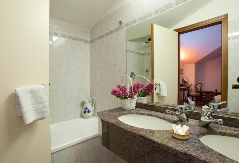 Номер Стандарт Трехместный, Albergo La Lanterna