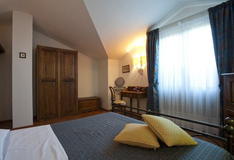 Номер Стандарт, Albergo La Lanterna