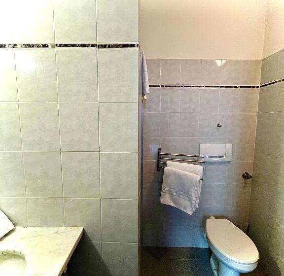 اتاق استاندارد یک نفره, Duca D Aosta