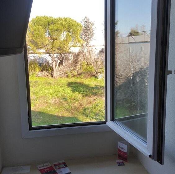 バス共有のスタンダードルーム, Fasthotel Montpellier Ouest   Un Hôtel Fh Classic