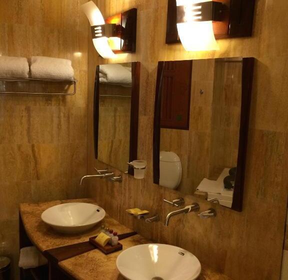 Президентский Люкс, Royal Inn Hotel Puno
