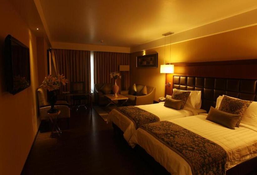 小型套房, Paradigm Sarovar Portico Kakinada