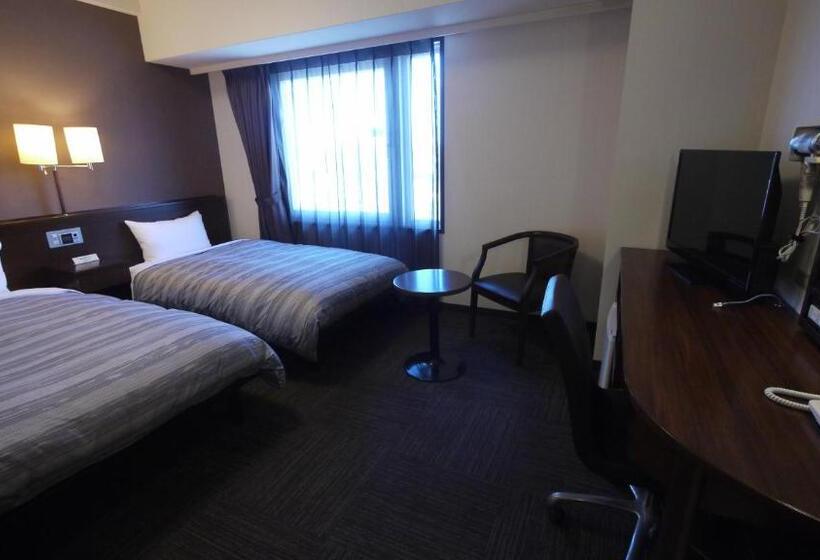 Номер Стандарт, Route Inn Nagahama Inter