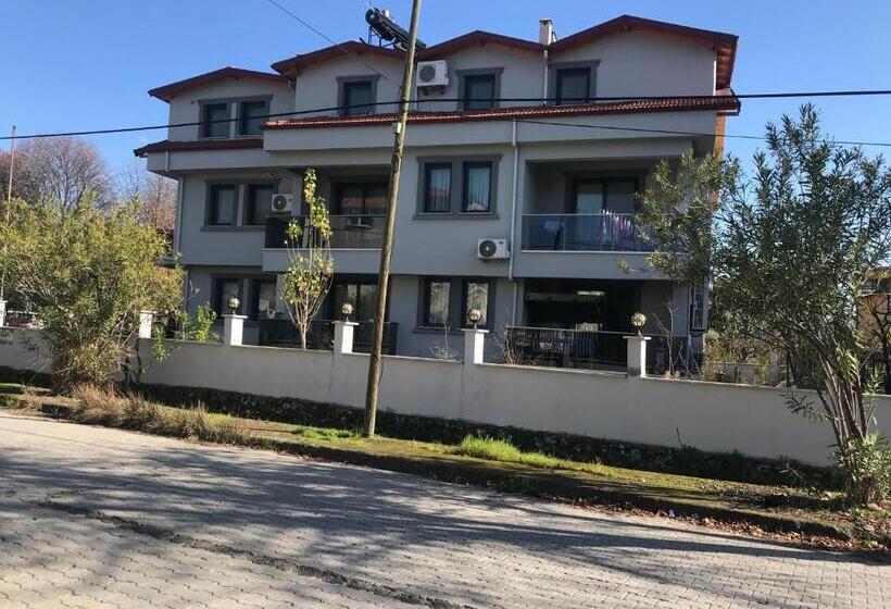 Апартаменты Дюплекс 1 Спальня, Golden Lake Aparts