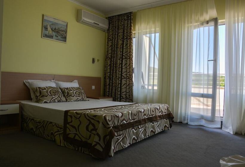 Номер Deluxe, Park Hotel Bellevue