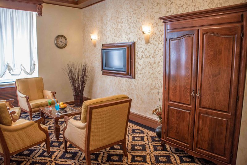سوییت لوکس, Historic Boutique Hotel Cattaro