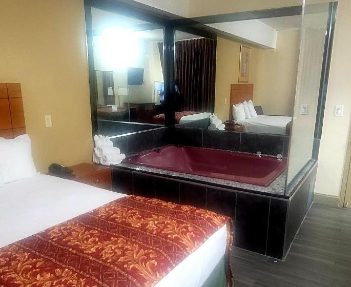 اتاق استاندارد با وان آب گرم, Jets Motor Inn
