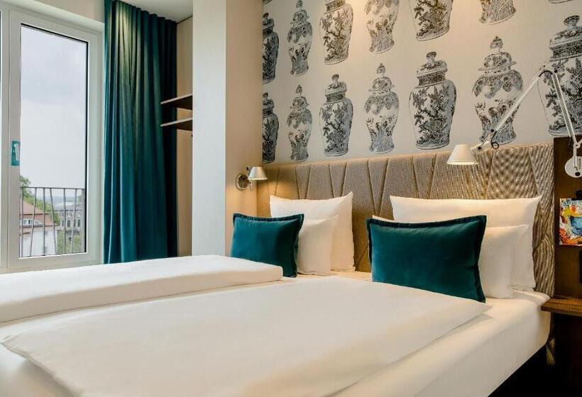Номер Стандарт, Motel One Dresden Am Zwinger