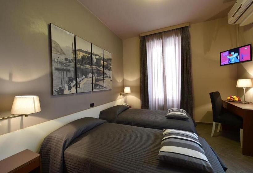 Номер Стандарт, Ambra Hotel   The Only Central Lakeside Hotel In Iseo